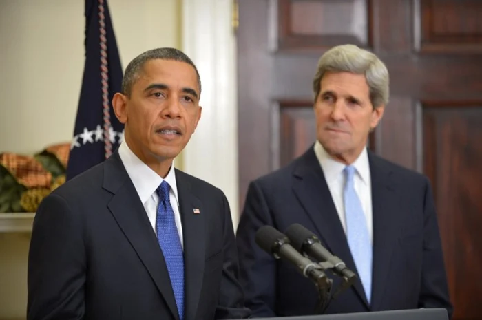 Preşedintele american Barack Obama şi senatorul John Kerry