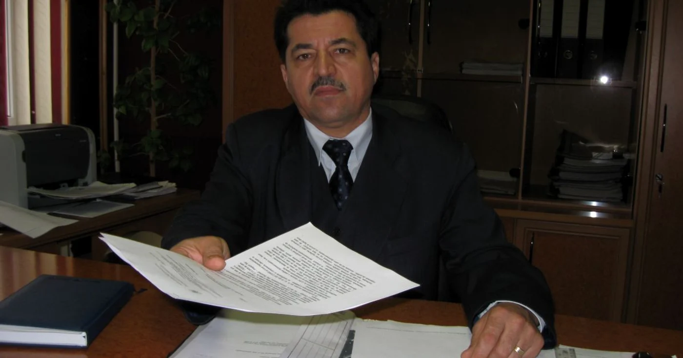 Şi directorul OPC, Dumitru Dilă, era să fie păcălit de o bancă. 