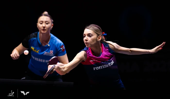 Bernadette Szőcs (dreapta) și-a trecut în palmares și o medalie de dublu (FOTO: Facebook)