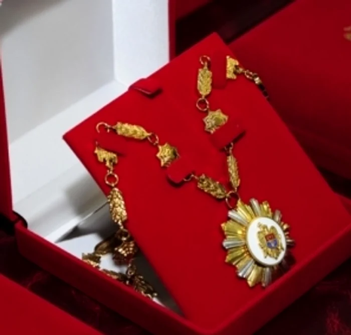 Gheorghe Zamfir a fost decorat cu Ordinul Republicii Moldova