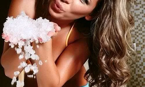 Roxana Vancea, supersexy pe Facebook jpeg