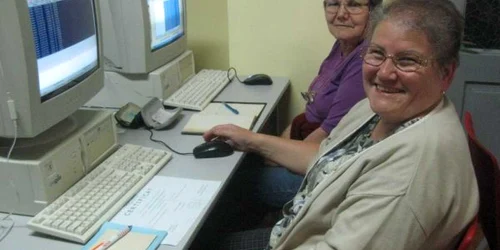 Şansă pentru şomeri şi studenţi