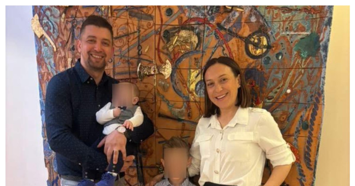 Bebeluș român de 10 luni, mort în vacanță: „L-am luat în brațe și era inconștient”. Părinții, blocați de birocrație