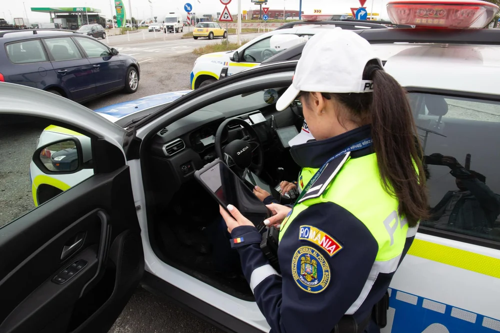 Cum poți plăti amenzile rutiere cu telefonul mobil. Noua propunere a Ministerului de Interne