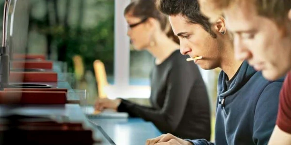 Diploma care îţi aduce un salariu bun după absolvire