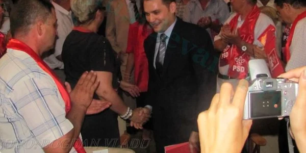 Senatorul Dan Şova (foto Bogdan Vladu)