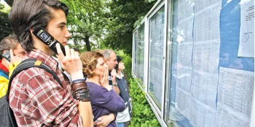 Mulţi elevi au fost dezamăgiţi de notele obţinute la Bacalaureat  