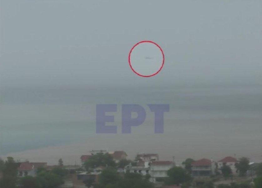 Grecia: Un elicopter s-a prăbuşit în mare lângă Insula Evia lovită de furtună VIDEO