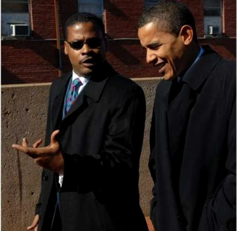 Isaac Newton Farris Jr 01 si obama