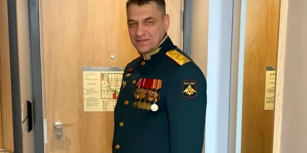 generalul armatei din rusia, Sukhrab Akhmedov FOTO X @nato sea jfif