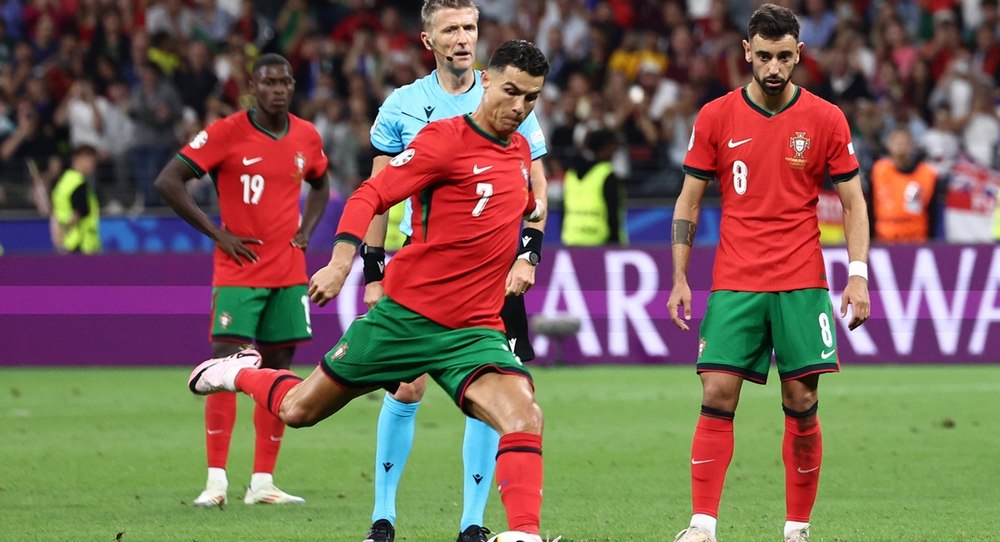 Ronaldo, gest infantil la adresa colegului Joao Felix, cel care a provocat eliminarea Portugaliei
