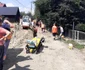 Misiune contracronometru pentru salvarea unei persoane surprinsă sub un mal de pământ, în localitatea Siret FOTO ISU Suceava