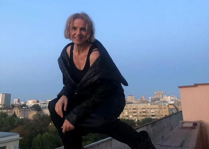 Lia Bugnar este foarte pasionată de scris și atunci este nevoită de multe ori să refuze alte roluri