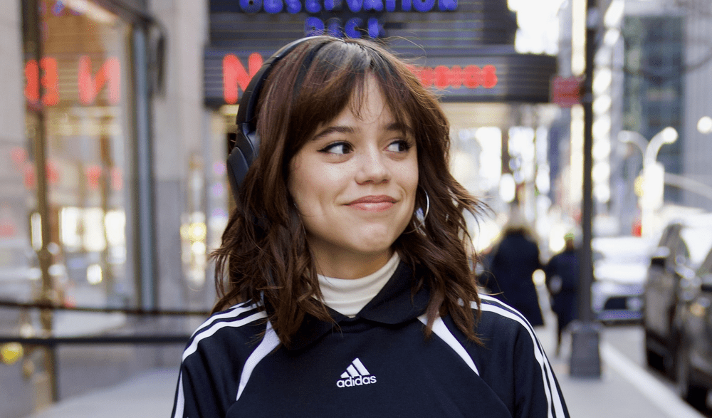 Jenna Ortega, „neprofesionistă“ la  filmările serialului „Wednesday“. „Tot ceea ce trebuia să joc nu avea sens“ FOTO