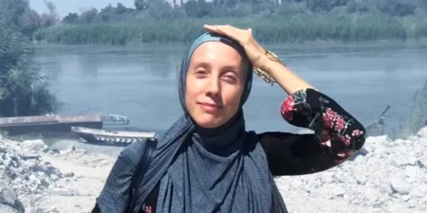 O jurnalista americană, Shelly Kittleson, a fost răpită marți în Irak FOTO: X/@SaadAbedine