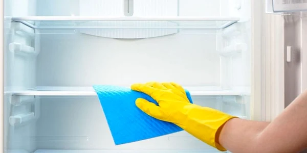 Soluţii pentru curăţarea şi dezinfectarea frigiderului