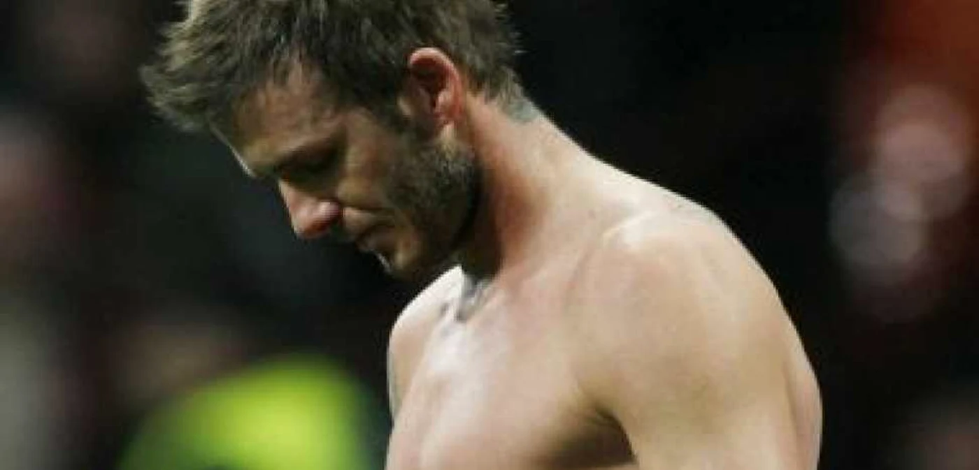 Soţii Beckham îşi iau casă la Londra. David spre Chelsea?