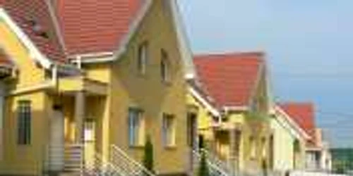 ANL construieste cate 10 case in fiecare comuna