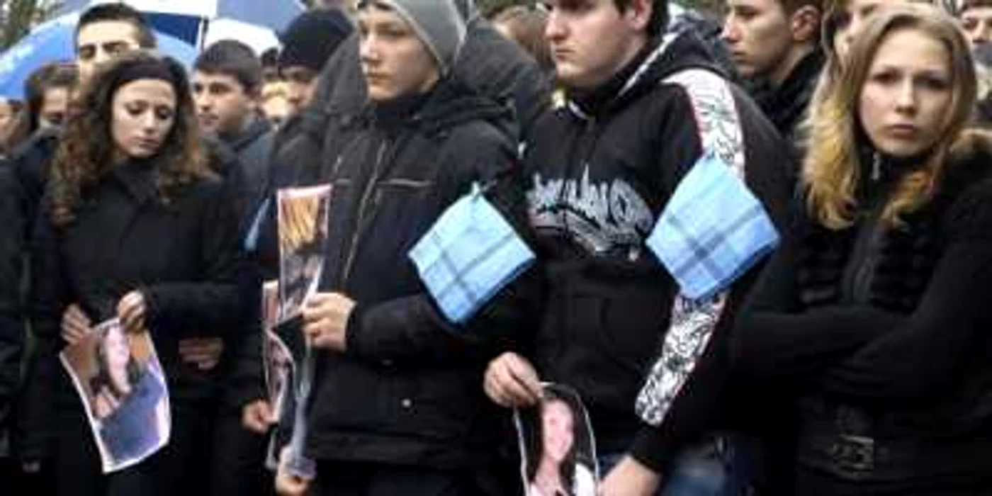 Colegii Lorenei sunt încă afectaţi de tragedie. Foto: ARHIVĂ D.G.
