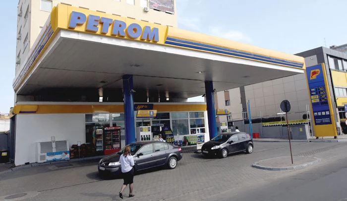 Preţul carburanţilor a crescut cu până la opt bani pe litru