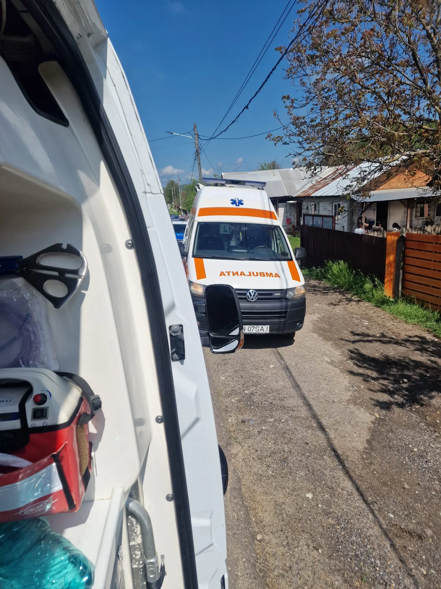Adolescentă de 14 ani, găsită spânzurată în anexa unei gospodării din Vrancea