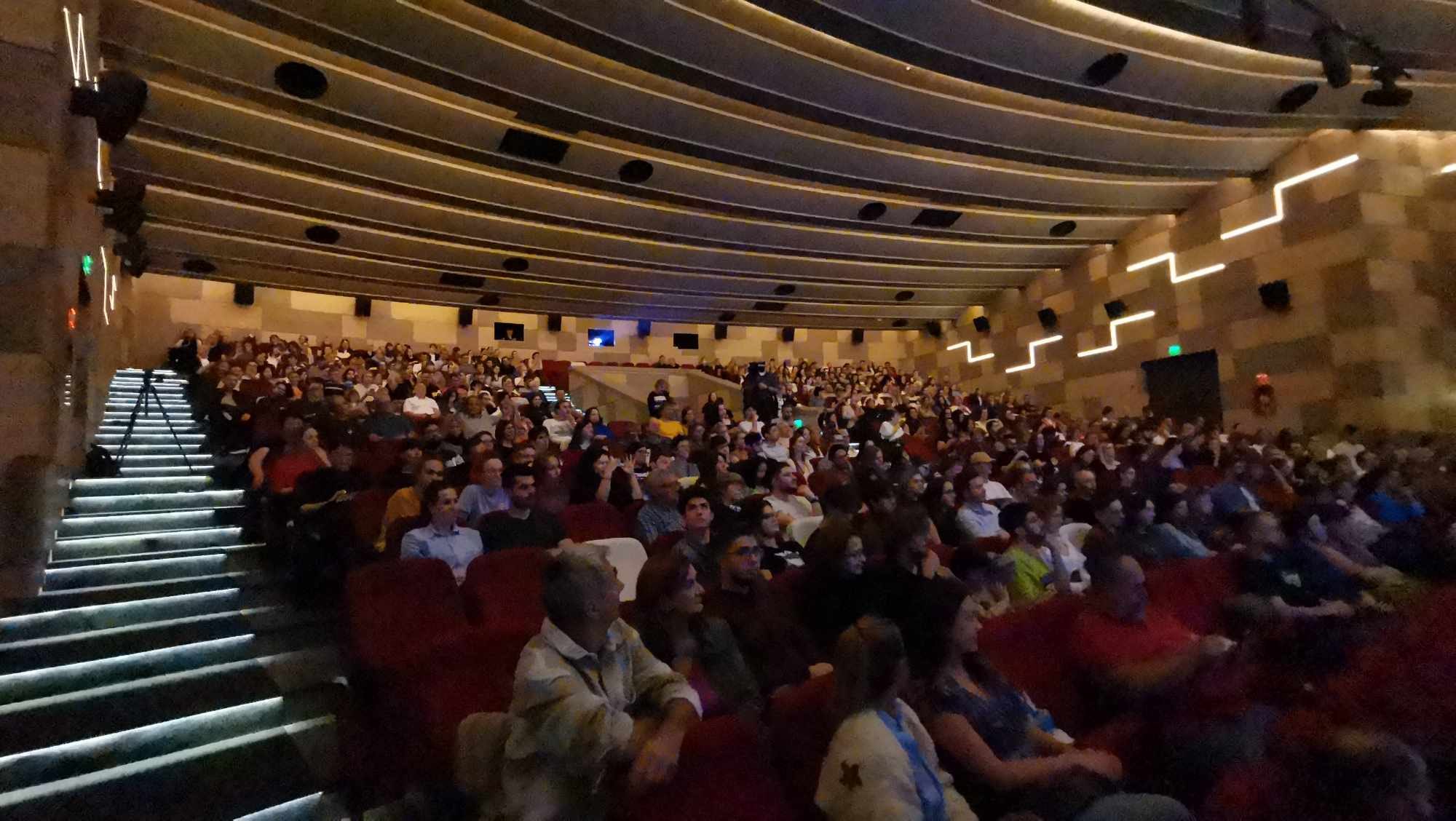 Inaugurarea Cinema Timiș, transformare completă cu 4,5 milioane de euro, sold-out în weekend! Inaugurarea Cinema Timiș, transformare completă cu 4,5 milioane de euro, sold-out în weekend!