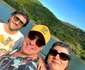 Pavel Bartoș și prietenii în cel mai instagramabil loc pentru selfie de pe Valea Oltului Foto Pavel Bartoș