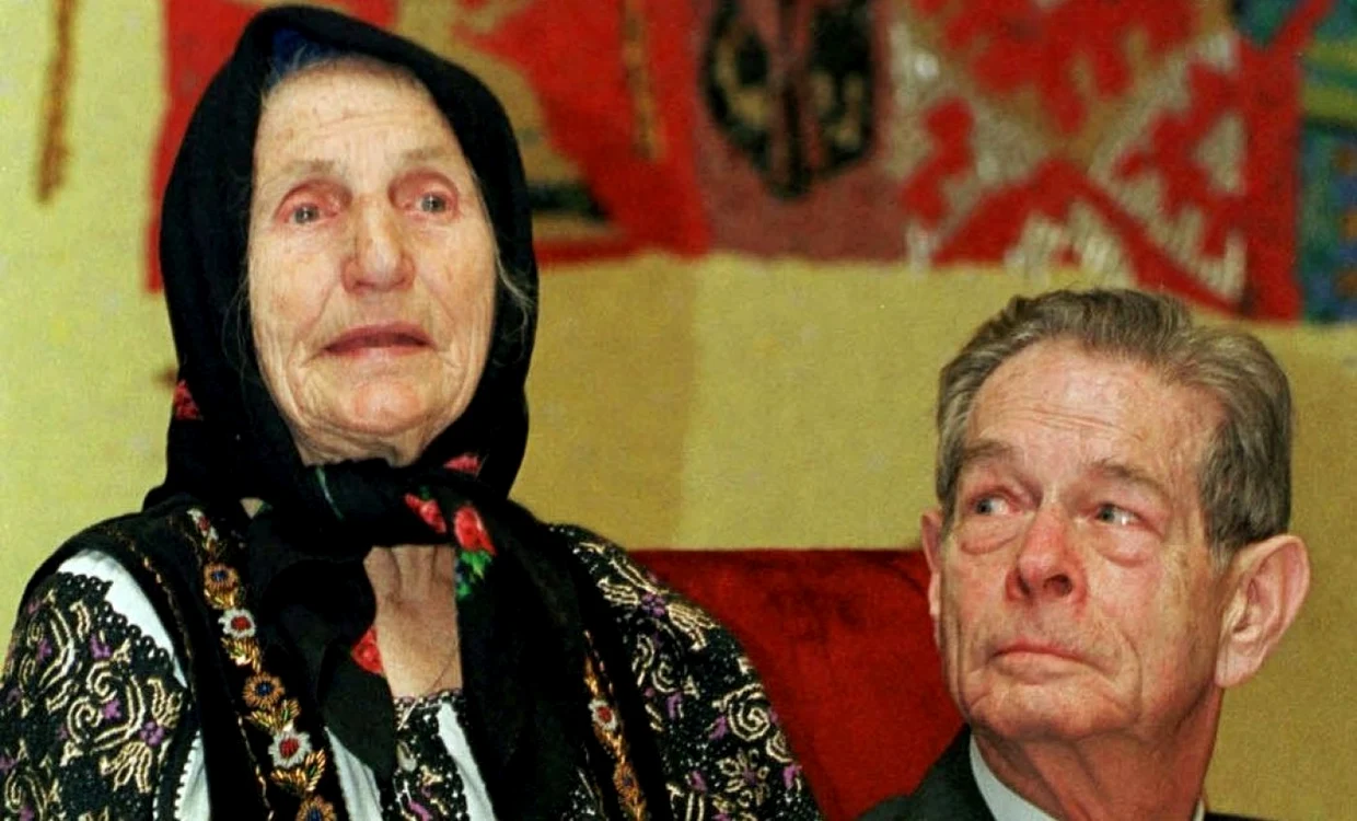 Elisabeta Rizea, aici alături de Regele Mihai                           FOTO: Mediafax
