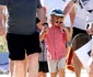 Elton John et son mari David Furnish au Club 55 à Saint Tropez avec leurs enfants Elijah et  Zachary jpeg