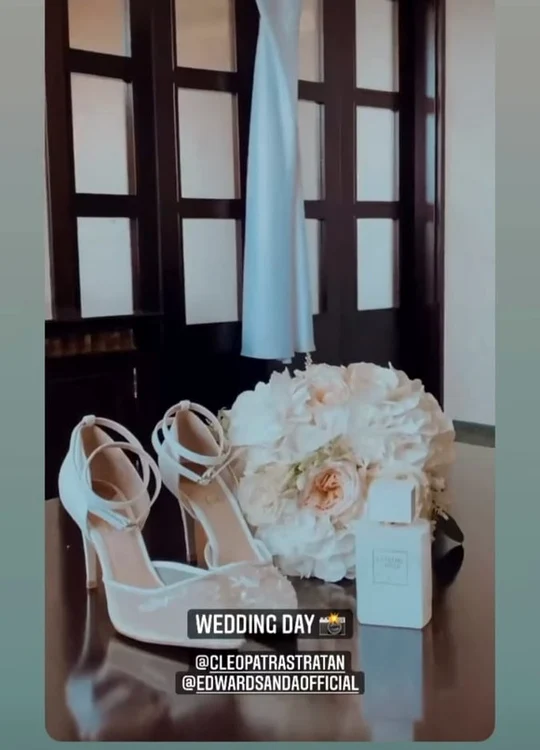 
    Rochia, pantofii, buchetul și parfumulfoto: Instagram  