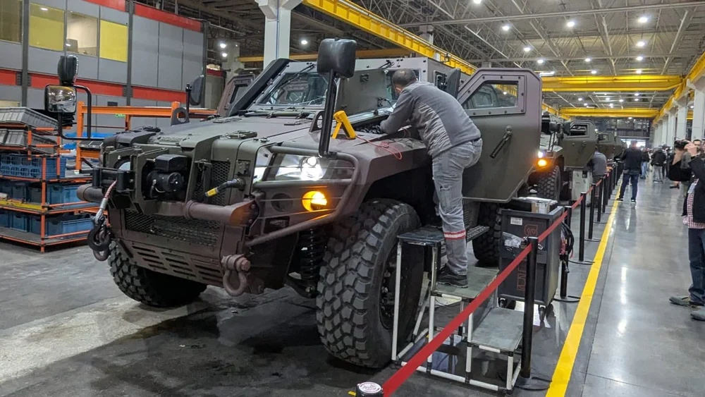 „Calul Troian” rus în apărarea românească. Rețeaua de afaceriști infiltrată și răspunsurile oficiale ale instituțiilor statului