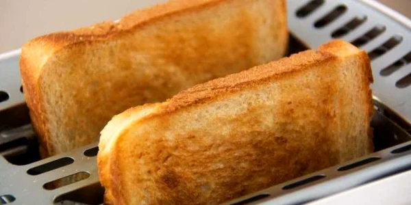 Pâine proaspătă sau prăjită? Care este mai sănătoasă?