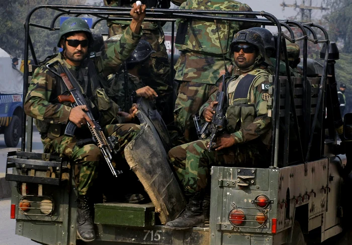 
    Teroriştii au atacat o tabără de muncitoriFoto: AP  