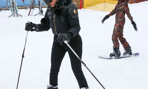 The Kardashians Enjoy A Snowy Day In Vail jpeg