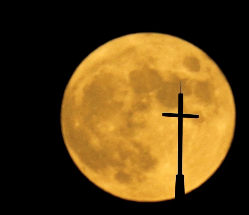
    Cercetătorii au descoperit că de fiecare dată fenomenul astrologic a precedat o catastrofăfoto: AP  