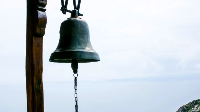 Rugăciunea comună de miercuri, de Buna Vestire, va fi însoțită de trasul clopotelor în toate bisericile ortodoxe din RomâniaFoto: basilica.ro