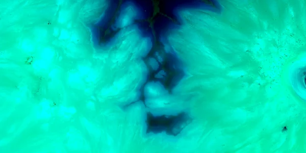 Turcoazul, cea mai apropiată nuanță de Olo – fără laser Foto Scientific American via Getty Images