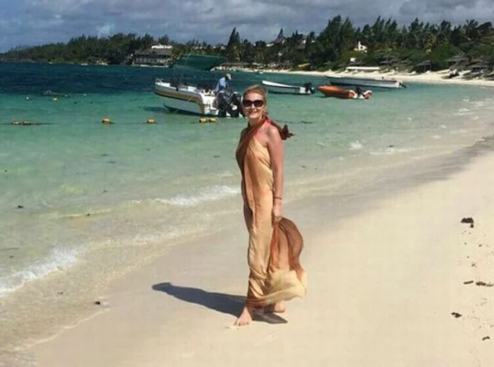 Prezentatoarea tv face plajă într-o destinaţie de vis 