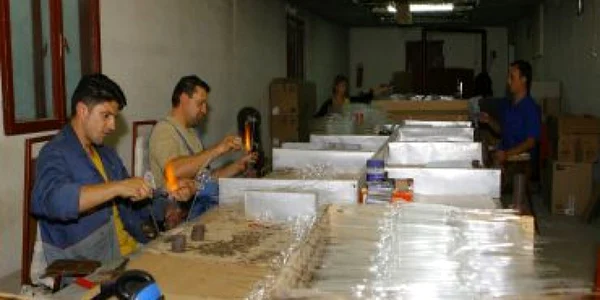Institutul Naţional de Sticlă, în faliment