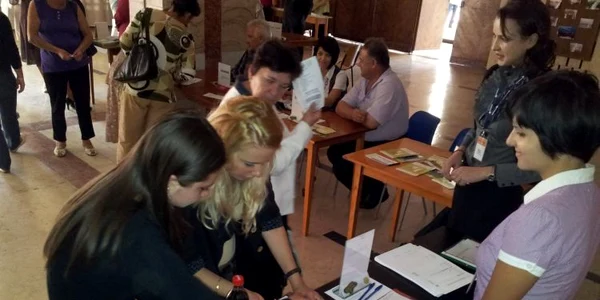 Bursa locurilor de muncă pentru absolvenţi a avut loc azi dimineaţă 