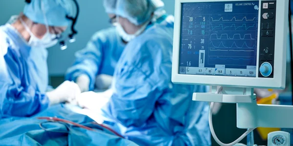 Operatie transplant chirurgie medicina spital medic doctor FOTO Shutterstock