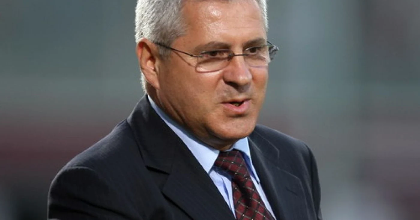 Manea pare decis să continue la Rapid deşi fanii i-au cerut demisia în etapa trecută