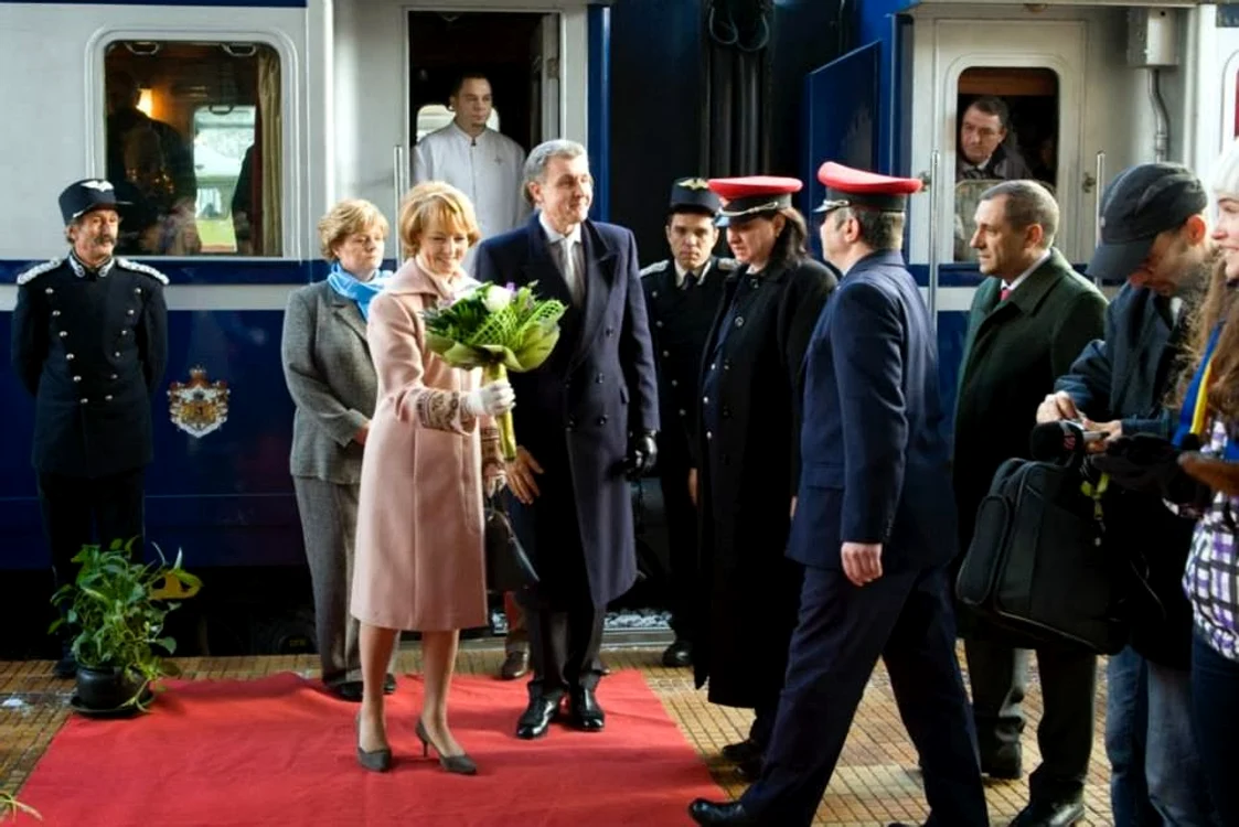 
    Trenul Regal poate fi întâmpinat în mai multe orașefoto: adevarul.ro  
