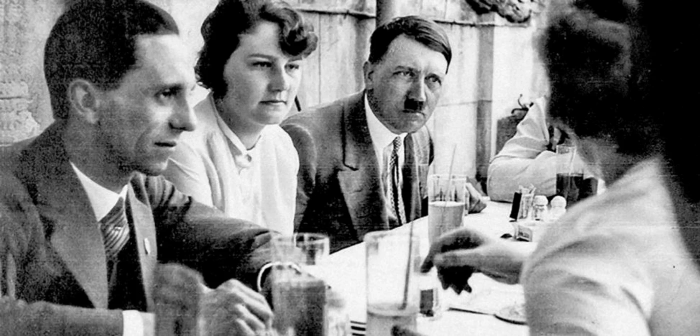 Geli Raubal şi Adolf Hitler FOTO Profimedia