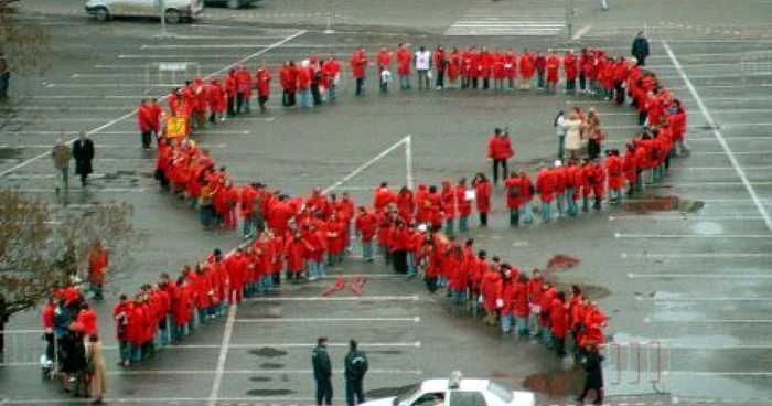 Nu există în acest moment un tratament eficient în vindecarea acestei boli