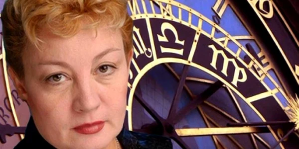urania - simona varzaru