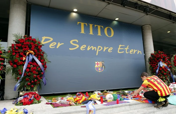 Jucătorii şi fanii i-au adus un omagiu lui Tito Vilanova, cel care a contribuit la echipa fantastică a Barcelonei din ultimii ani. (Foto: Reuters)
