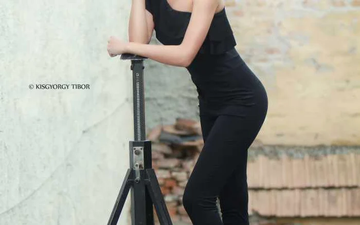 adela