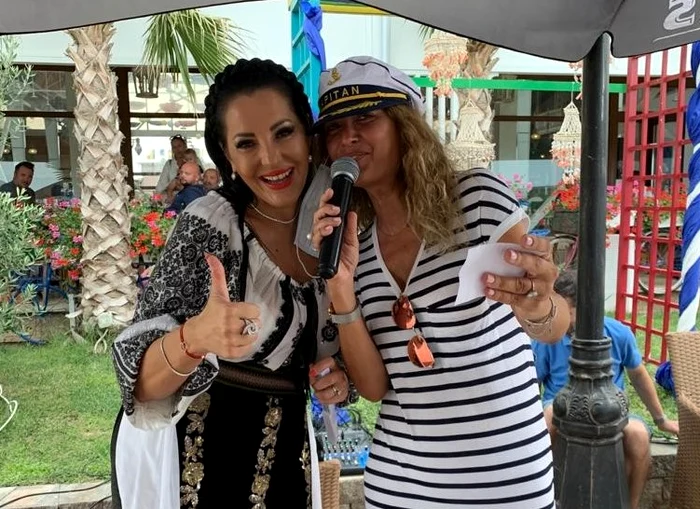 Angela Rusu și Anca Țurcașiufoto: Facebook