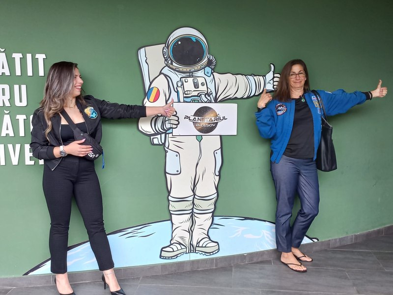Astronaute străine, fascinate de Brașov. „Vrem să mai venim“, spun cosmonautele aduse în România de Dumitru Prunariu
